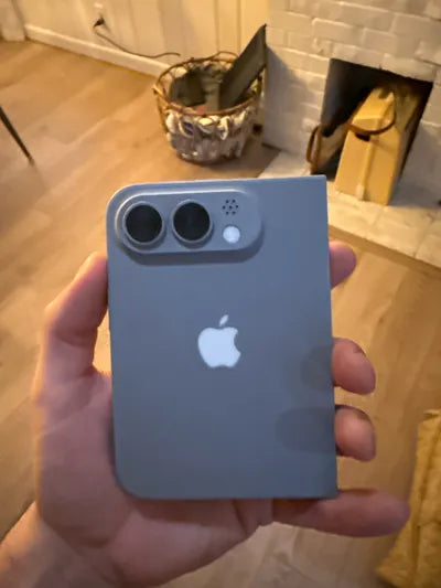 iPhone Duo Realistic 1:1 Display Foldable Phone